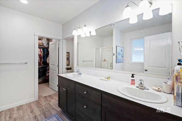 18566 White Rose Pl, Nampa, ID 83687