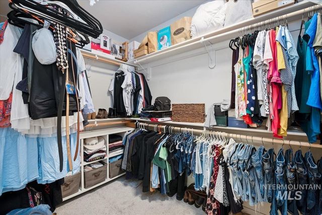 18566 White Rose Pl, Nampa, ID 83687