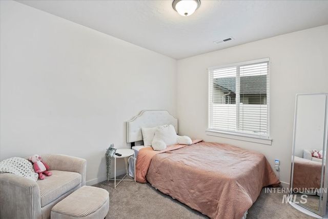 18566 White Rose Pl, Nampa, ID 83687