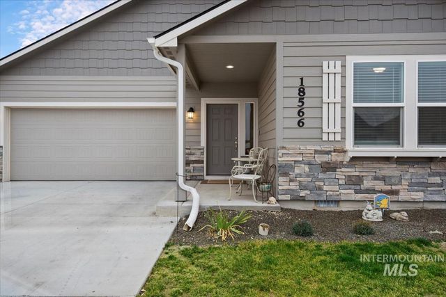 18566 White Rose Pl, Nampa, ID 83687