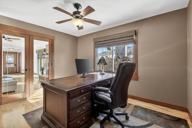 7067 Robinwood Trail, Woodbury, MN 55125