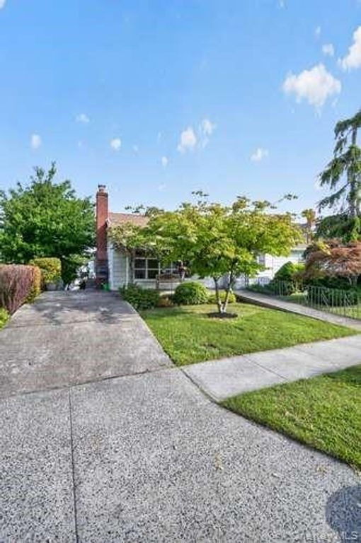 84 E Lido Promenade, Lindenhurst, NY 11757 — photo 3