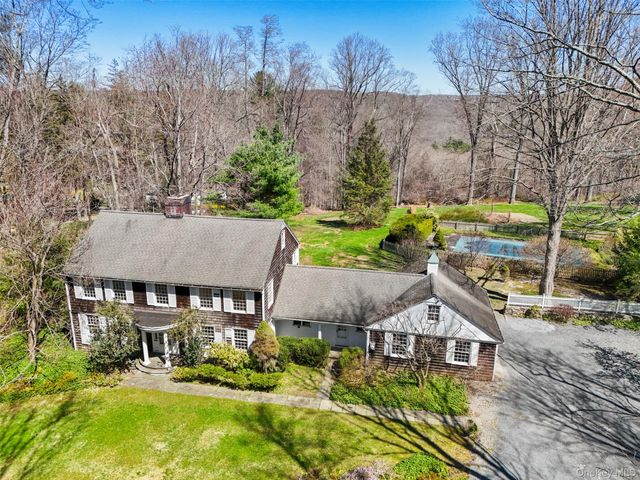220 Middle Patent Road, Bedford, NY 10506