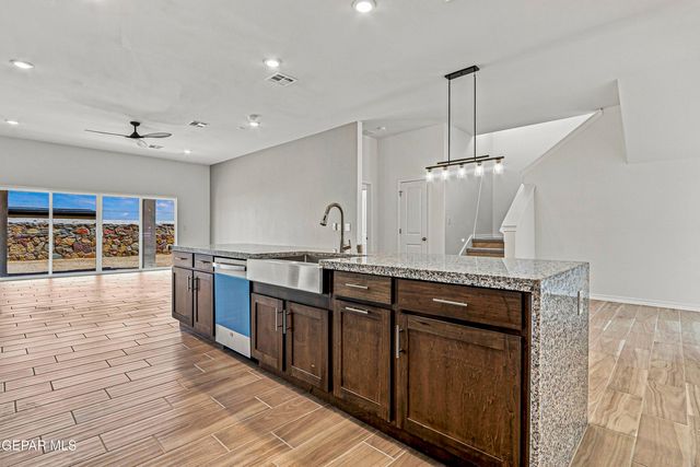 104 Daniel Lynn, Sunland Park, NM 88008