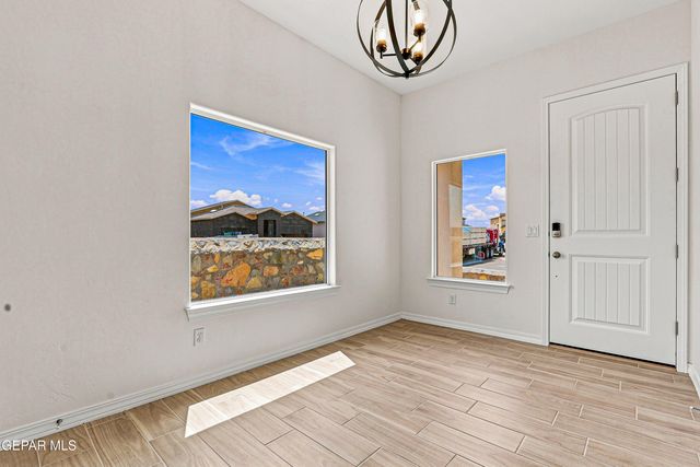 104 Daniel Lynn, Sunland Park, NM 88008