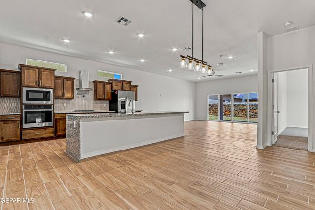 104 Daniel Lynn, Sunland Park, NM 88008