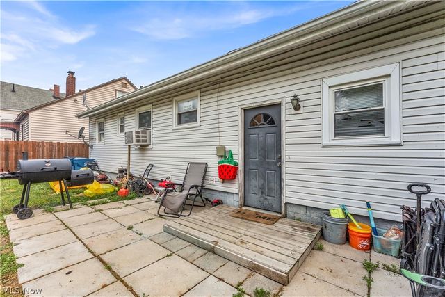 1950 E 30th Street, Lorain, OH 44055