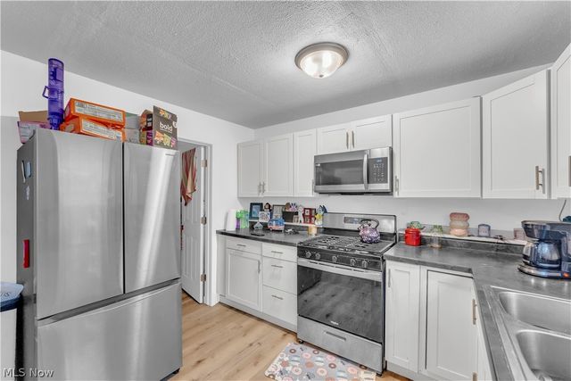 1950 E 30th Street, Lorain, OH 44055