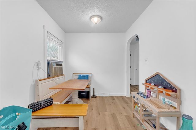 1950 E 30th Street, Lorain, OH 44055