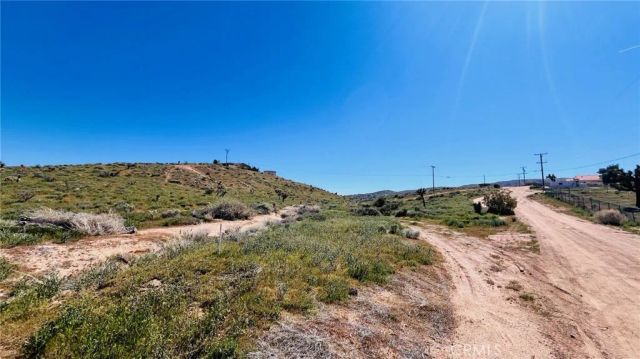 10111 Cerra Vista, Apple Valley, CA 92308