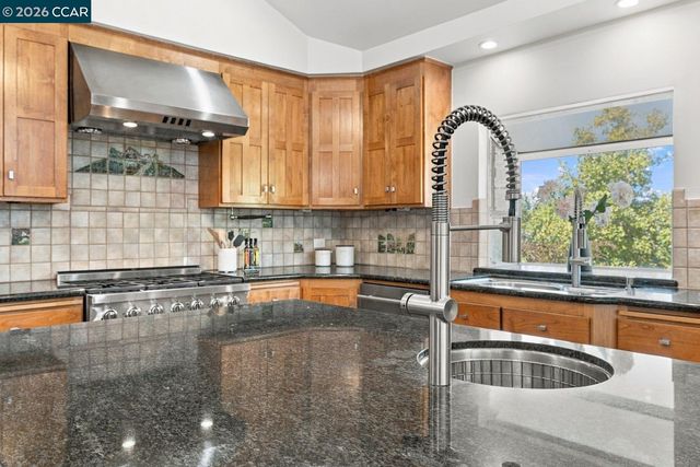 430 Adams Way, Pleasanton, CA 94566