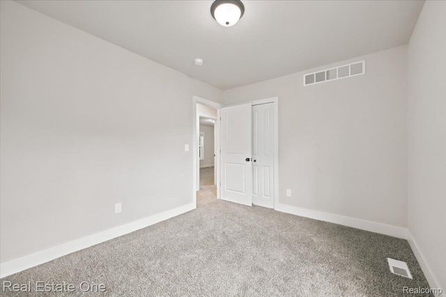 5485 Hammersmith Drive, West Bloomfield Charter Township, MI 48322