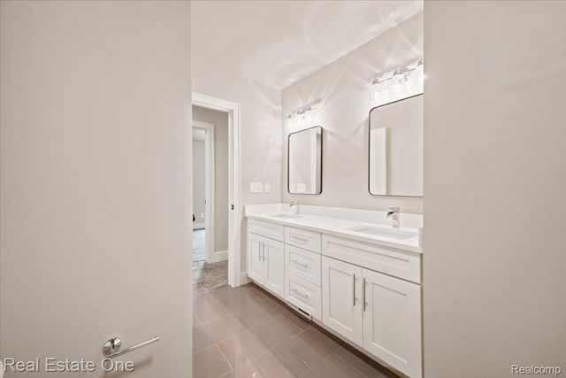 5485 Hammersmith Drive, West Bloomfield Charter Township, MI 48322