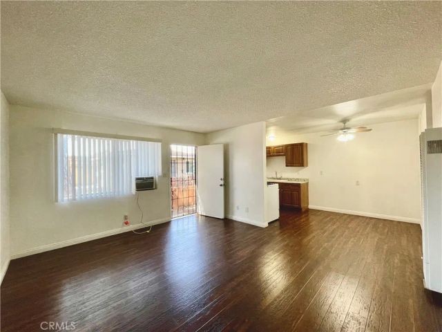 935 E Route 66, Glendora, CA 91740