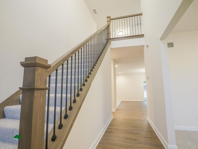 1757 Forest Ridge Drive, Valparaiso, IN 46385