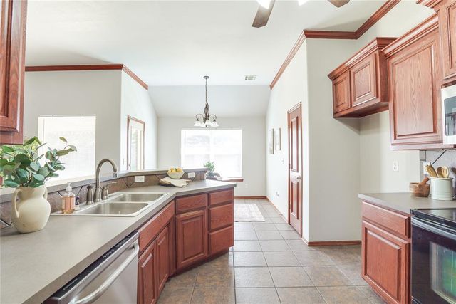 11016 NW 101st Street, Yukon, OK 73099