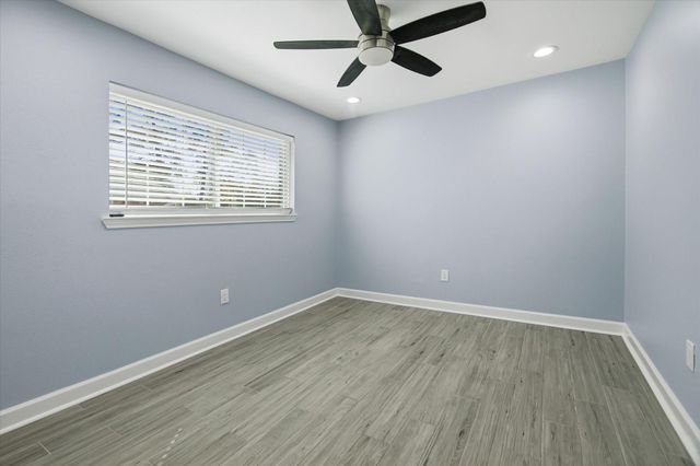 5006 Homewood Lane, Baytown, TX 77521