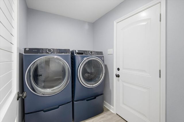 5006 Homewood Lane, Baytown, TX 77521