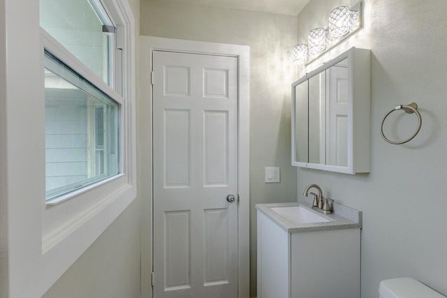 8014 S 13th STREET, Oak Creek, WI 53154