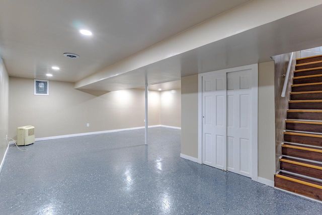 8014 S 13th STREET, Oak Creek, WI 53154