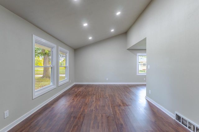 8014 S 13th STREET, Oak Creek, WI 53154