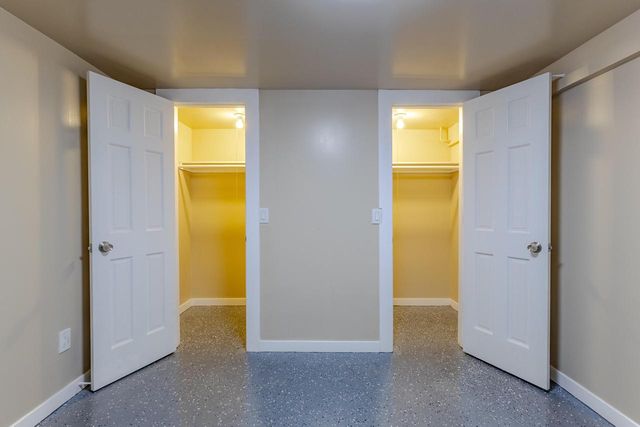 8014 S 13th STREET, Oak Creek, WI 53154