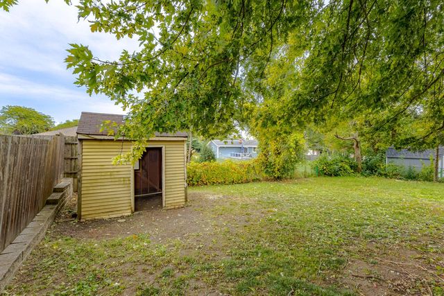 8014 S 13th STREET, Oak Creek, WI 53154