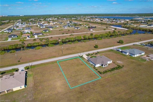 3910 NW 39th ST, Cape Coral, FL 33993