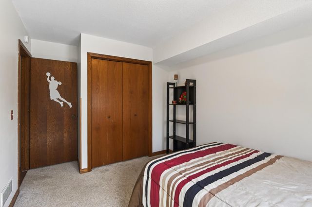 1564 Knoll Drive, Shoreview, MN 55126