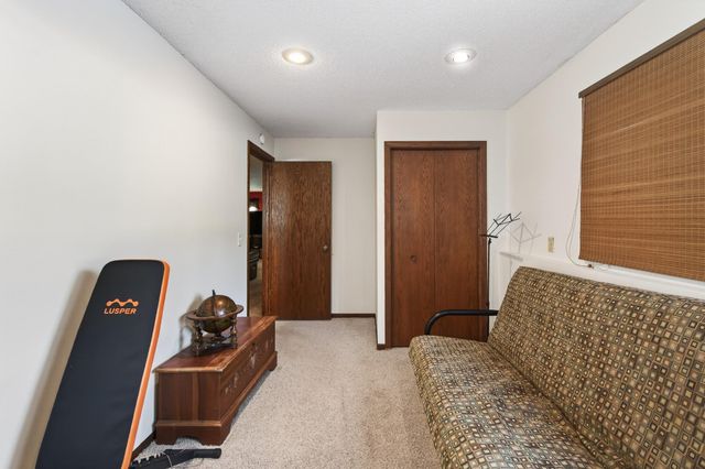 1564 Knoll Drive, Shoreview, MN 55126