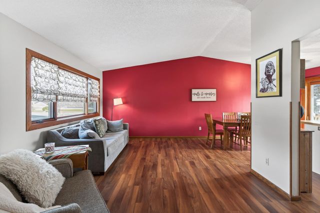 1564 Knoll Drive, Shoreview, MN 55126