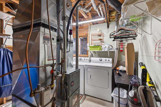 1564 Knoll Drive, Shoreview, MN 55126