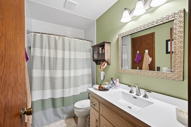 1564 Knoll Drive, Shoreview, MN 55126