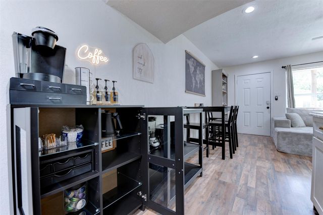 1121 Panama Street, Houston, TX 77009