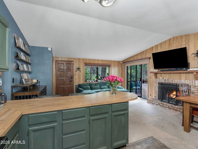 85 BISON Drive, Munds Park, AZ 86017