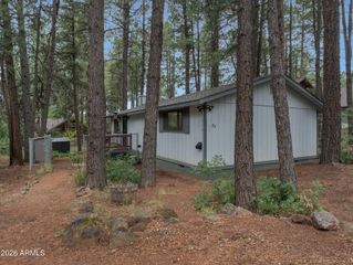 85 BISON Drive, Munds Park, AZ 86017