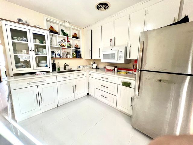 5009 DEAUVILLE DRIVE, Orlando, FL 32808