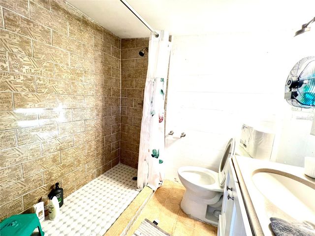 5009 DEAUVILLE DRIVE, Orlando, FL 32808