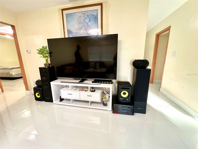 5009 DEAUVILLE DRIVE, Orlando, FL 32808