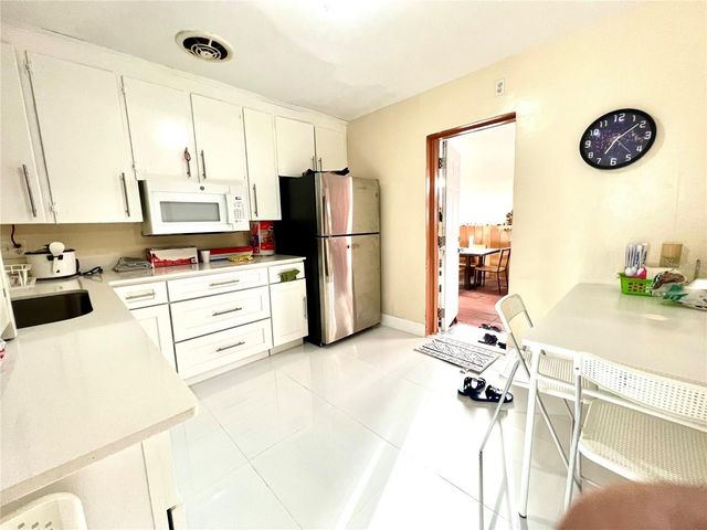 5009 DEAUVILLE DRIVE, Orlando, FL 32808