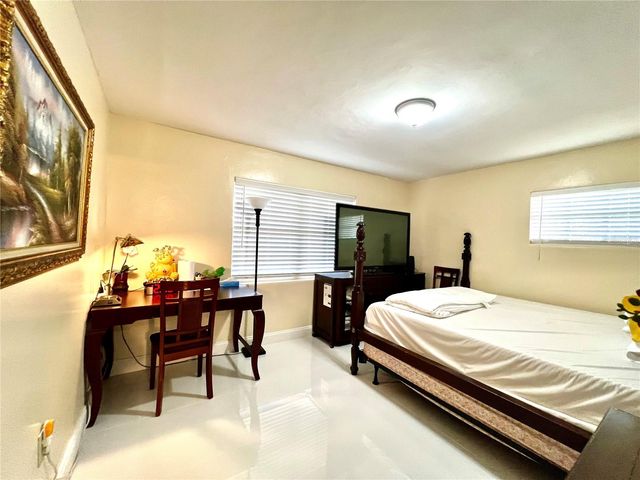 5009 DEAUVILLE DRIVE, Orlando, FL 32808