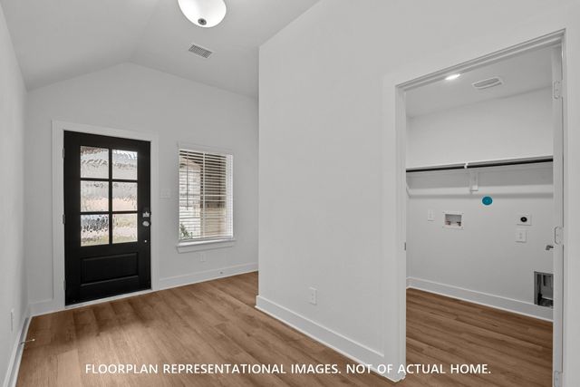 10227 Burton Path, Montgomery, TX 77316