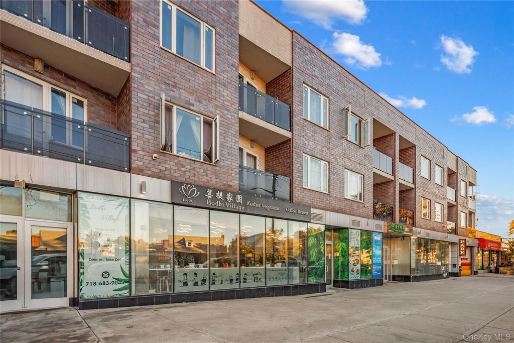 136-20 Booth Memorial Avenue 3K, Flushing, NY 11355 — exterior