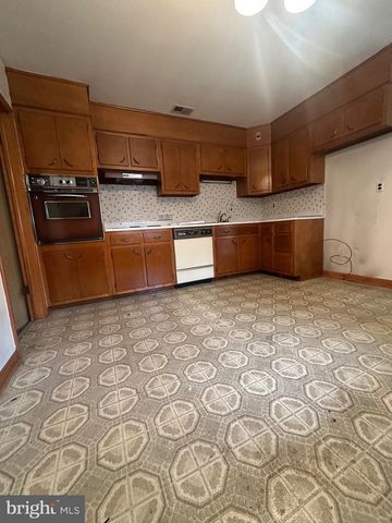 4315 FITCH AVE, Nottingham, MD 21236