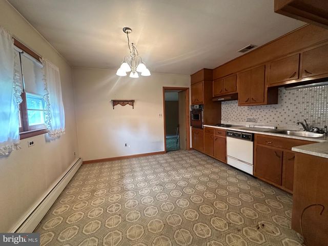 4315 FITCH AVE, Nottingham, MD 21236