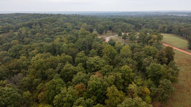 2421 Morrison Loop, Anderson, MO 64831