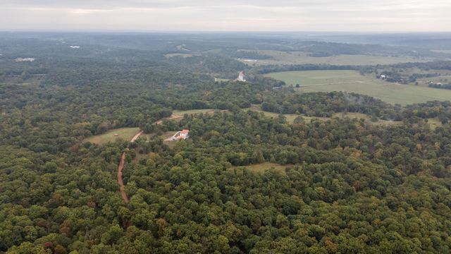 2421 Morrison Loop, Anderson, MO 64831