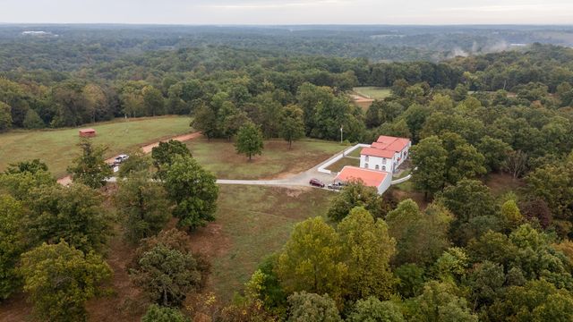 2421 Morrison Loop, Anderson, MO 64831