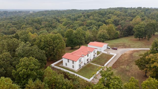 2421 Morrison Loop, Anderson, MO 64831