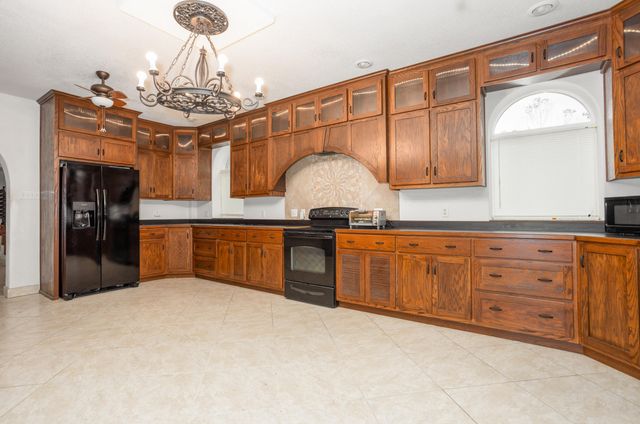 2421 Morrison Loop, Anderson, MO 64831